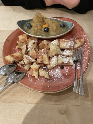   at Max Pett in Munich