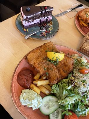   at Max Pett in Munich