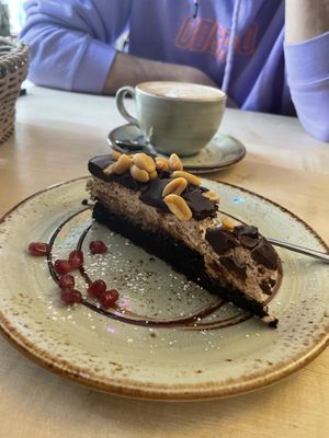 Snickers Torte   at Max Pett in Munich