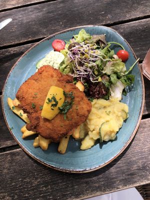 Wiener Schnitzel   at Max Pett in Munich