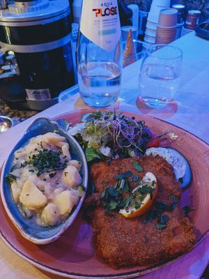 Soy schnitzel! at Max Pett in Munich