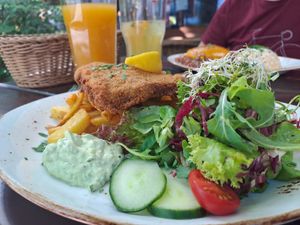  at Max Pett in Munich