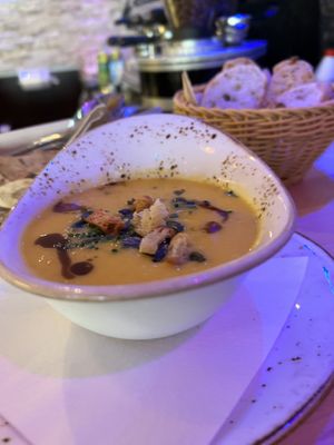   at Max Pett in Munich