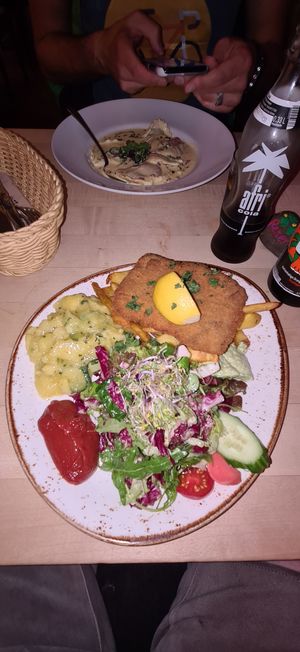  at Max Pett in Munich