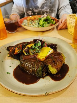 Krautwickel. at Max Pett in Munich