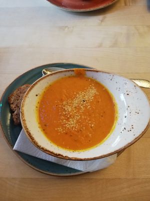   at Max Pett in Munich