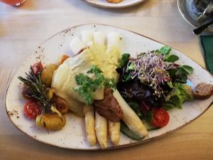 White asparagus with seitan  at Max Pett in Munich