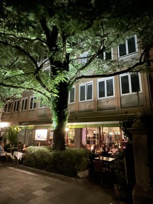 Front  at Max Pett in Munich