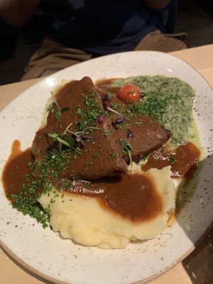   at Max Pett in Munich