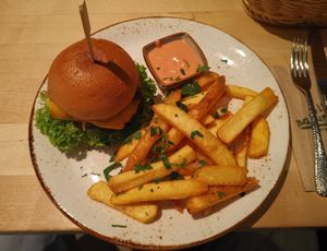  at Max Pett in Munich