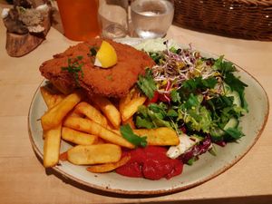  at Max Pett in Munich