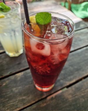 Roter Durstlöscher at Max Pett in Munich