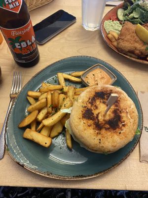 Vegan Asia Burger with Beyond Meat (20€)  at Max Pett in Munich