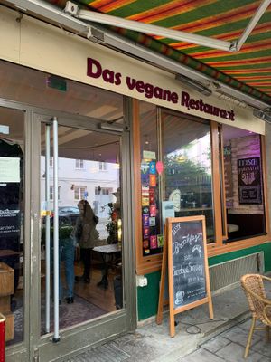  at Max Pett in Munich