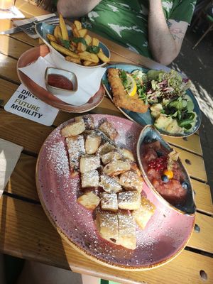 Kaiserschmarrn, Soja-Schnitzel Wiener Art with potato salad, fries at Max Pett in Munich