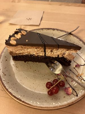 Snickers cakee  at Max Pett in Munich
