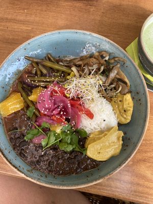  #Veganuary at Max Pett in Munich