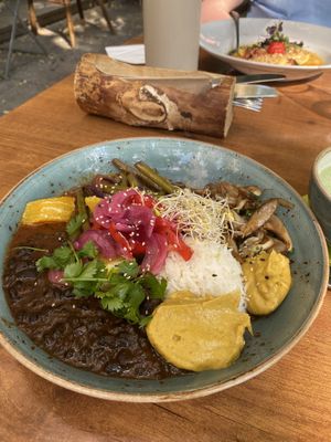  #Veganuary at Max Pett in Munich