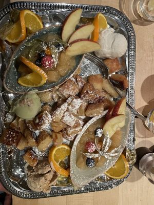   at Max Pett in Munich