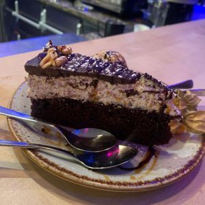  at Max Pett in Munich