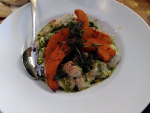 Spinat-Gnocchi at Max Pett in Munich
