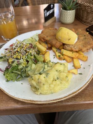   at Max Pett in Munich