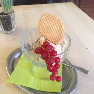 incredible snickers ice cream at Max Pett in Munich