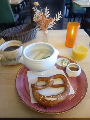 That mustard 😛 at Max Pett in Munich