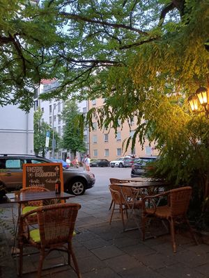  at Max Pett in Munich