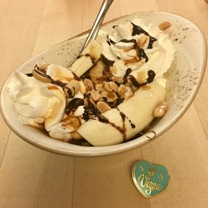 Ice cream Sunday  at Max Pett in Munich