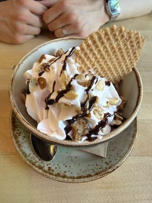 Nussbecher  at Max Pett in Munich