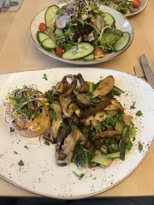 Sweet potato mash and grilled mushrooms on a tahini base   at Max Pett in Munich