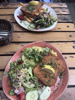   at Max Pett in Munich