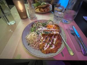 Tempeh bowl  at Max Pett in Munich