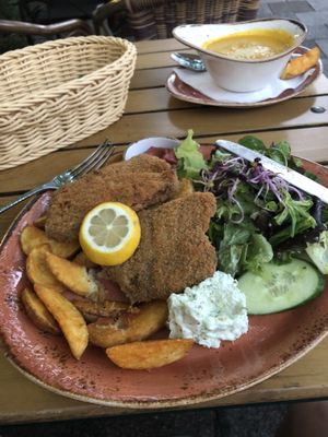 Schnitzel and carrot soup  at Max Pett in Munich
