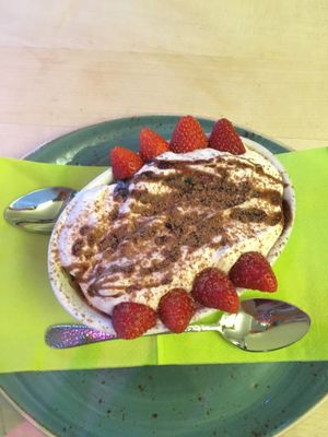 Vegan tiramisu at Max Pett in Munich