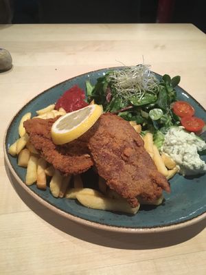 Schnitzel 😍 at Max Pett in Munich