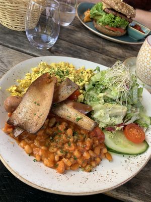 English breakfast at Max Pett in Munich