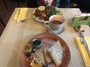 Schnitzel and pancakes  at Max Pett in Munich