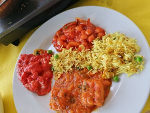 Combinación at Taj Mahal Tandoori in Almunecar
