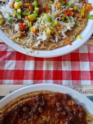 Japanse pannenkoek & Oud Hollandsche pannenkoek at Pannenkoekenhuis De Vuursche Boer in Lage Vuursche