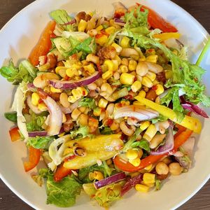 Five bean salad (GF) 🌱 at The Queen Inn in Cwmbran