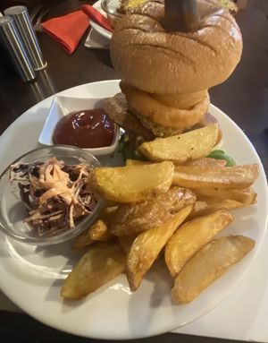Ultimate Burger #Veganuary at The Queen Inn in Cwmbran
