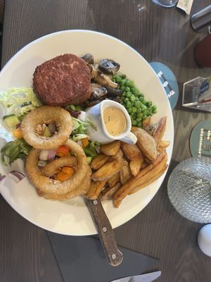 Vegan Steak! (Juicy Marbles F*let mignon)  at The Queen Inn in Cwmbran