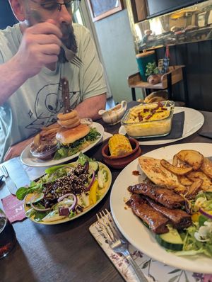Queen in burger, Mac n cheese, crispy chilli beef, chicken & ribs combo at The Queen Inn in Cwmbran