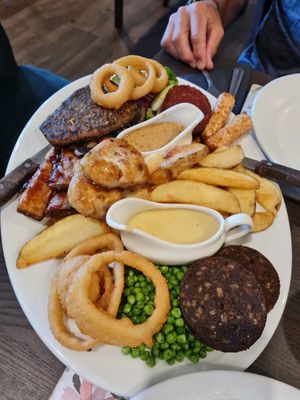 Mixed grill at The Queen Inn in Cwmbran