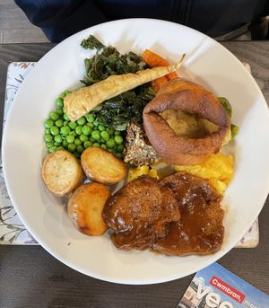 B*ef seitan roast with all the trimmings  at The Queen Inn in Cwmbran