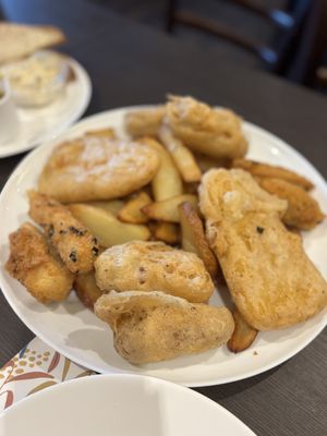 Chippy-tea sharer | August ‘25  at The Queen Inn in Cwmbran