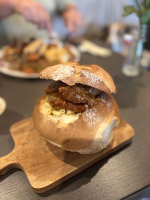 Sept ‘26 | Mac n cheeze bowl  at The Queen Inn in Cwmbran