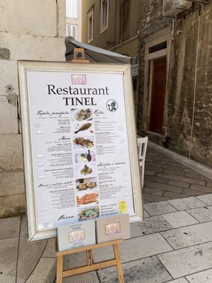   at Tinel in Zadar